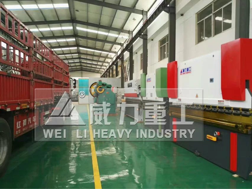 液压板料折弯机图片