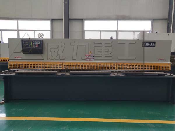 6x4000摆式剪板机图片